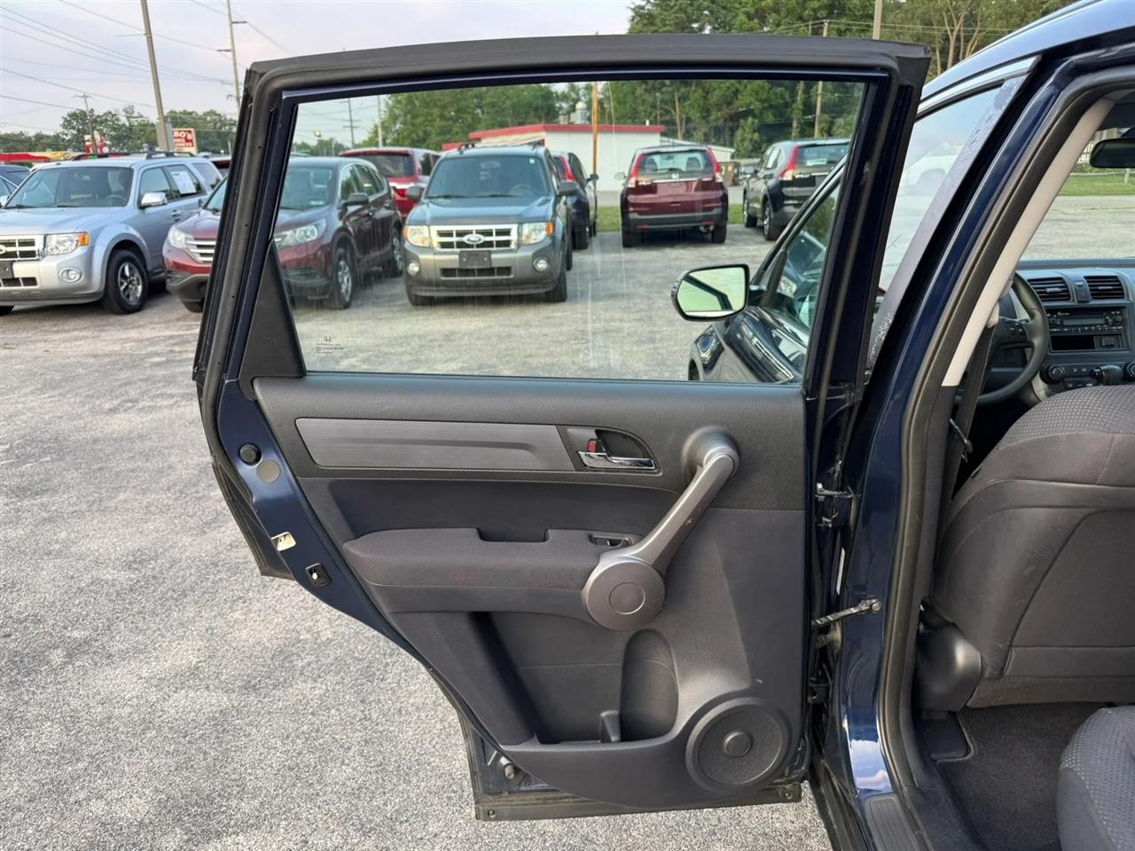 Honda CR-V LX 4WD 5-Speed AT 2009