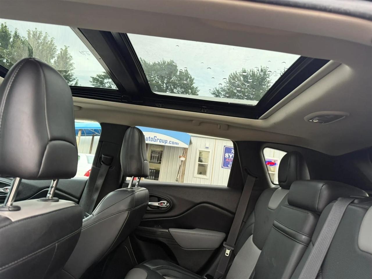 Jeep Cherokee Limited FWD 2014