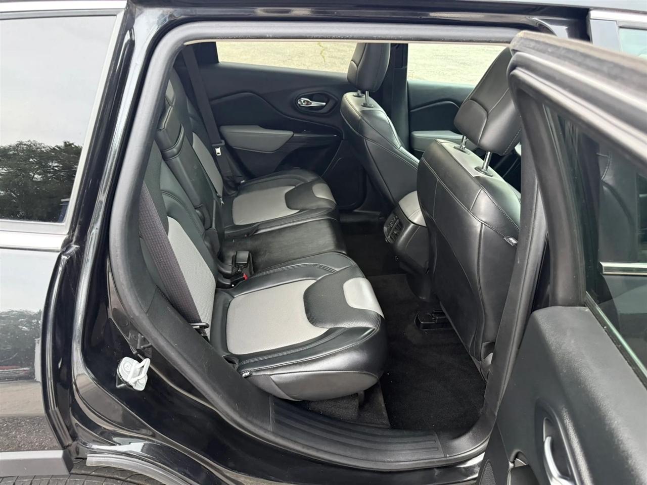 Jeep Cherokee Limited FWD 2014