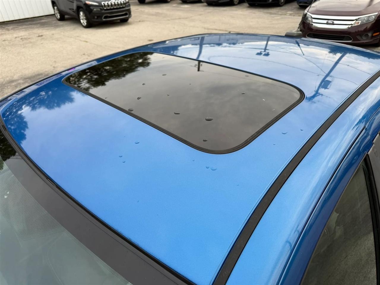 Ford Focus SES Sedan 2010
