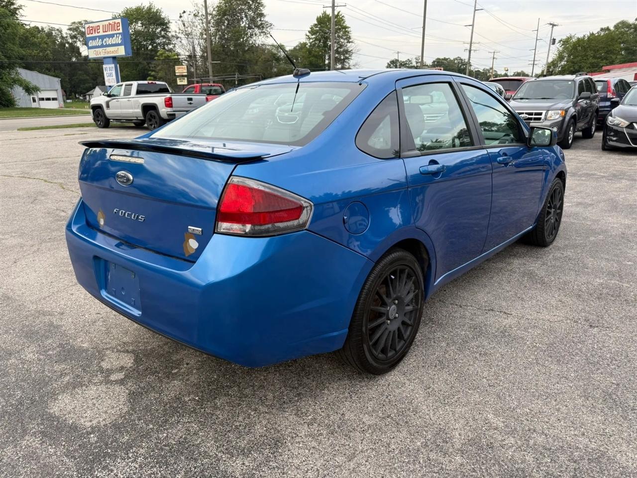 Ford Focus SES Sedan 2010