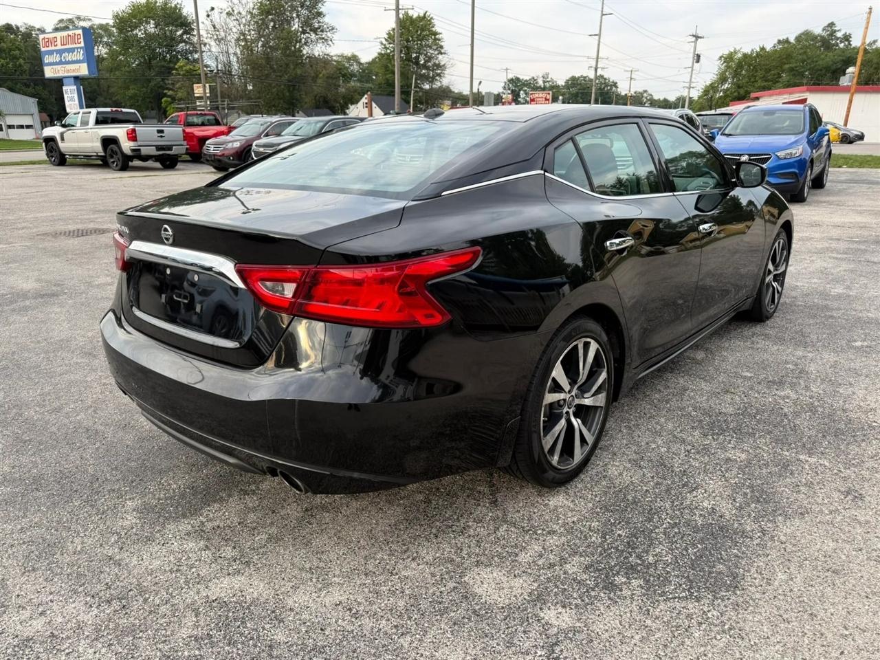Nissan Maxima 3.5 S 2017