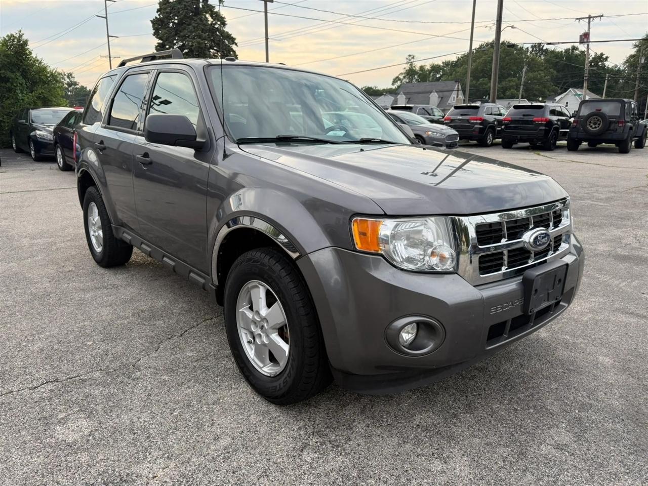 Ford Escape XLT FWD 2010