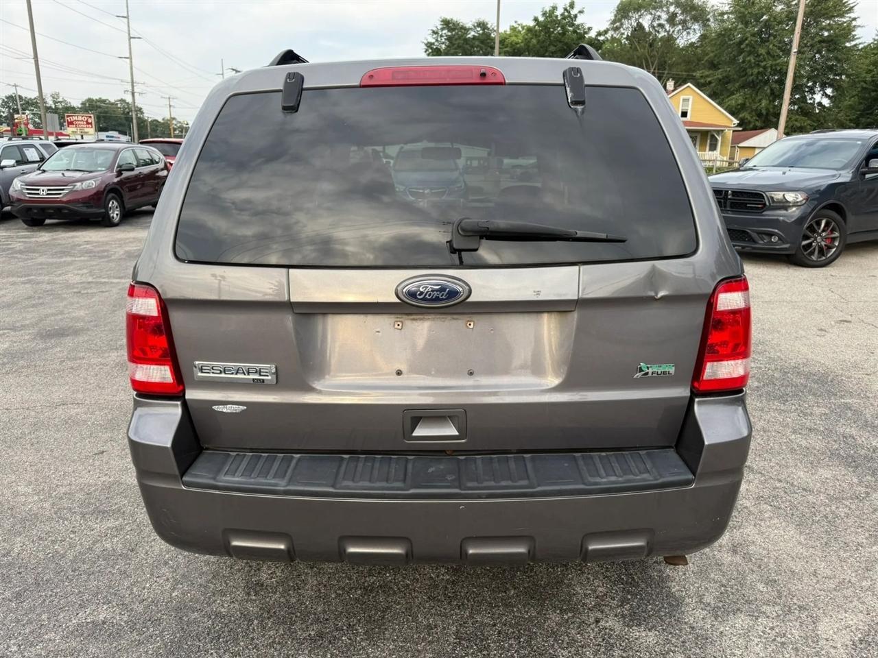 Ford Escape XLT FWD 2010
