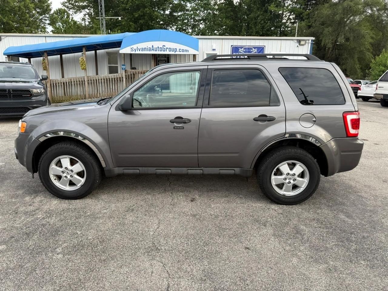 Ford Escape XLT FWD 2010