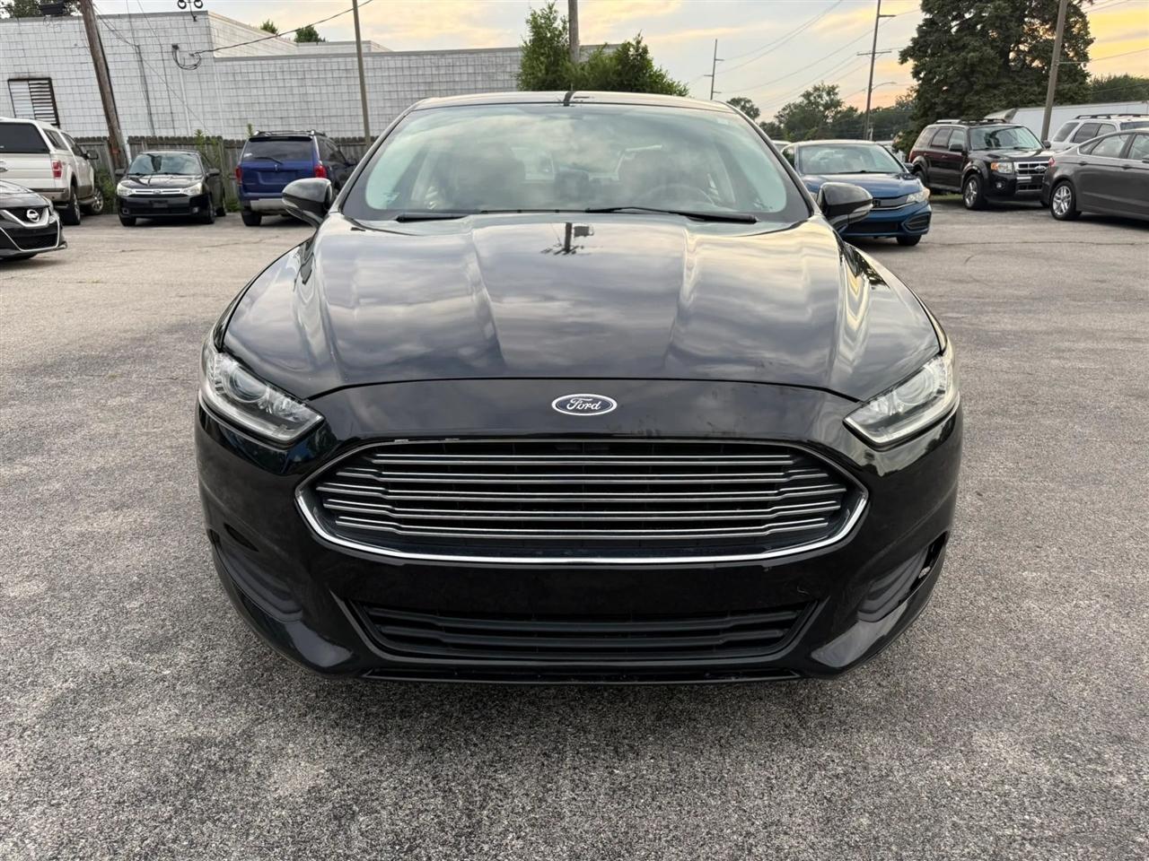 Ford Fusion SE 2015