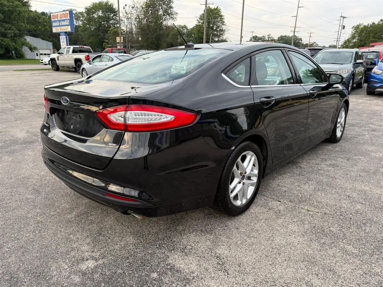 Ford Fusion SE 2015