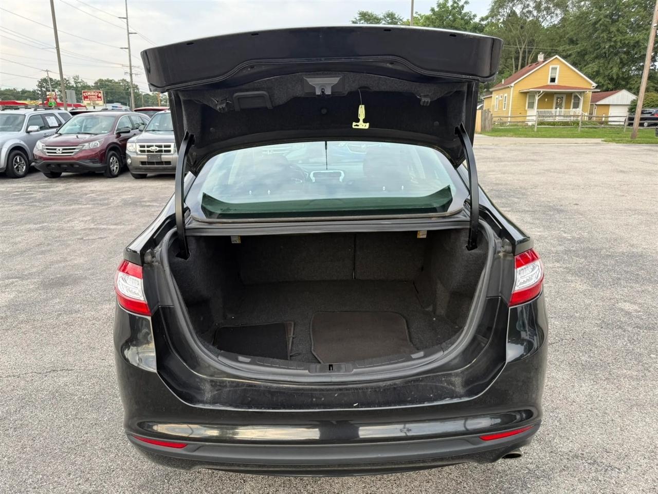 Ford Fusion SE 2015
