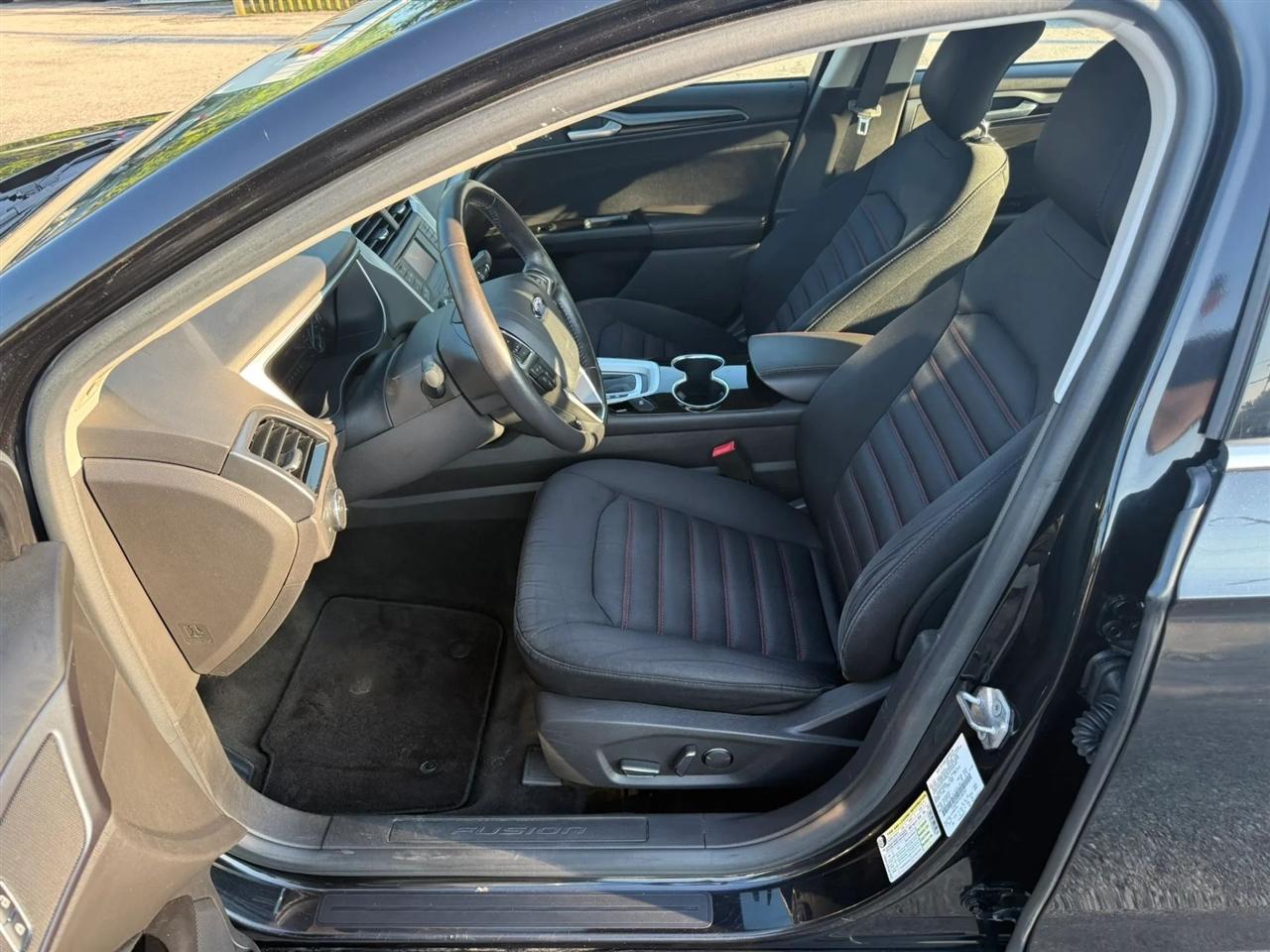 Ford Fusion SE 2014