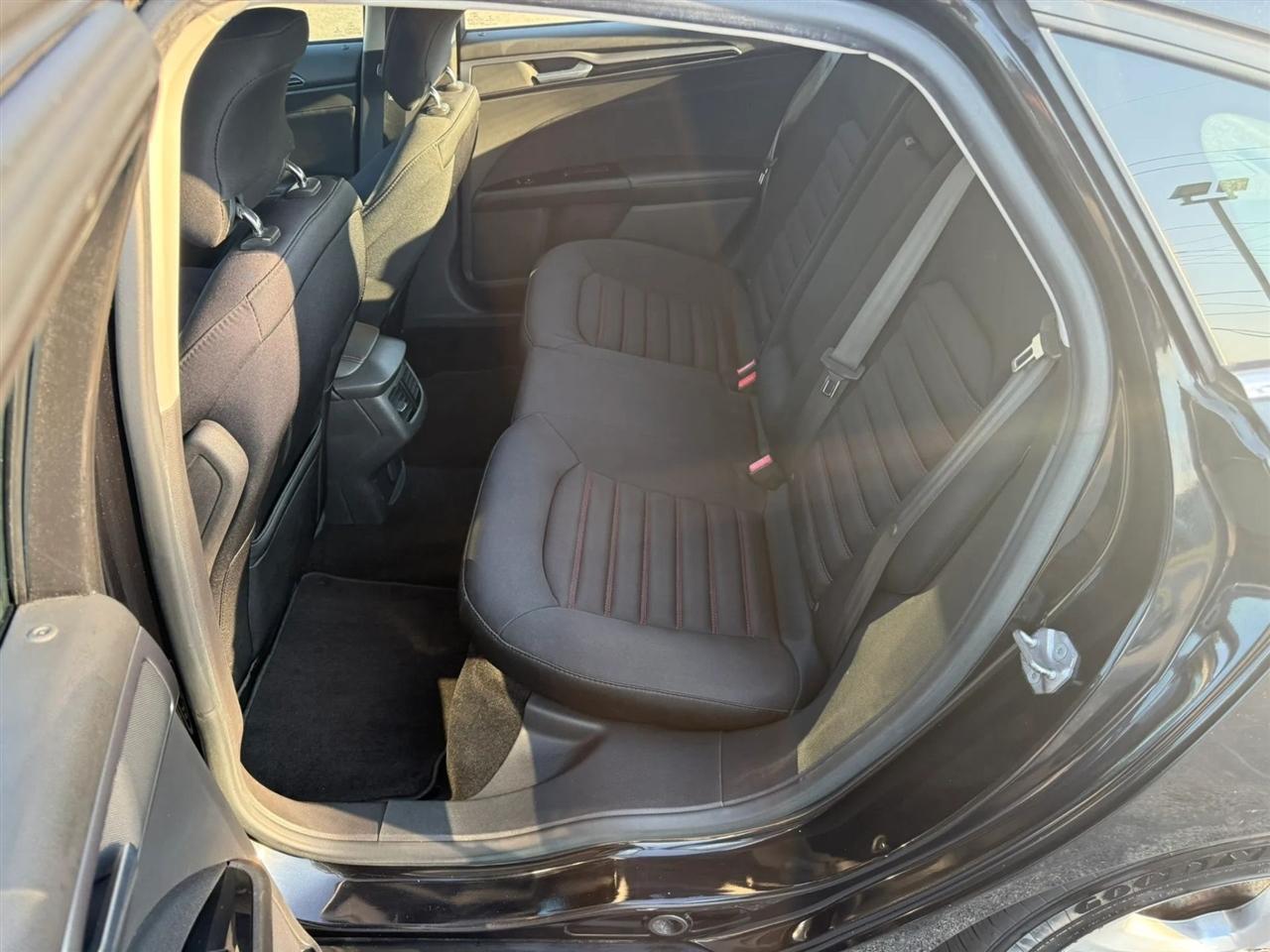Ford Fusion SE 2014