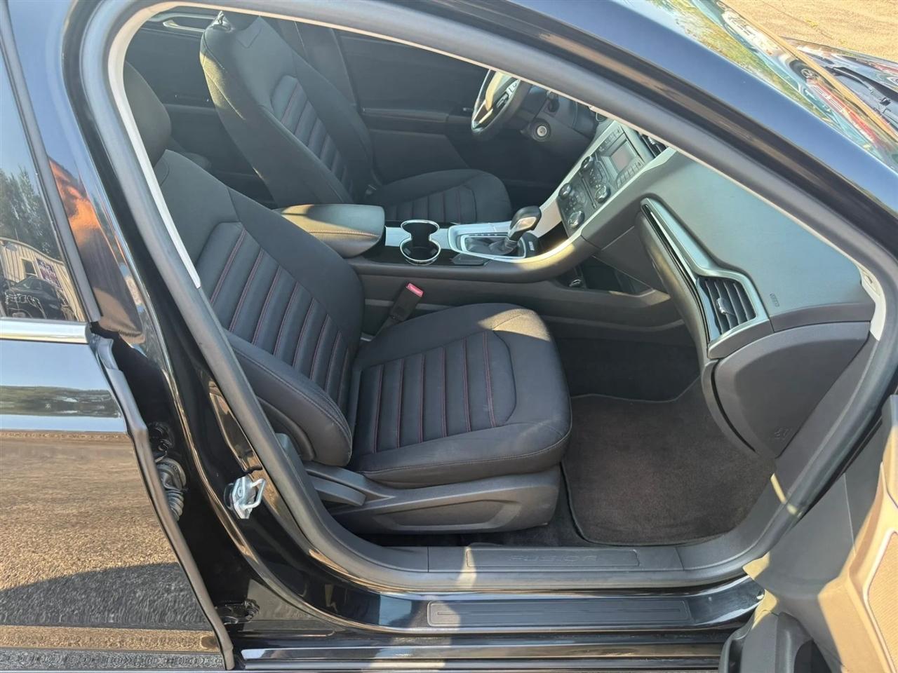 Ford Fusion SE 2014