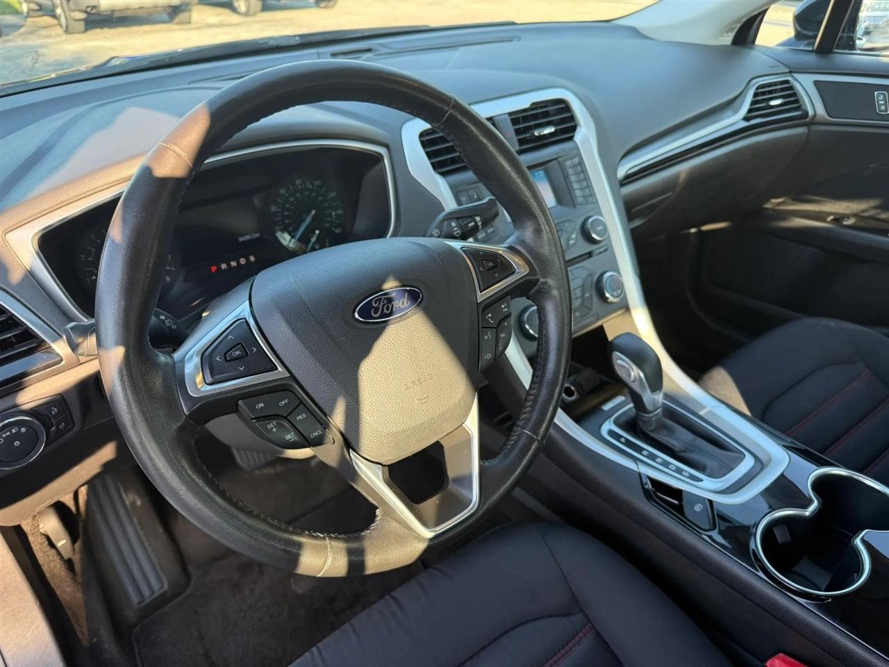 Ford Fusion SE 2014