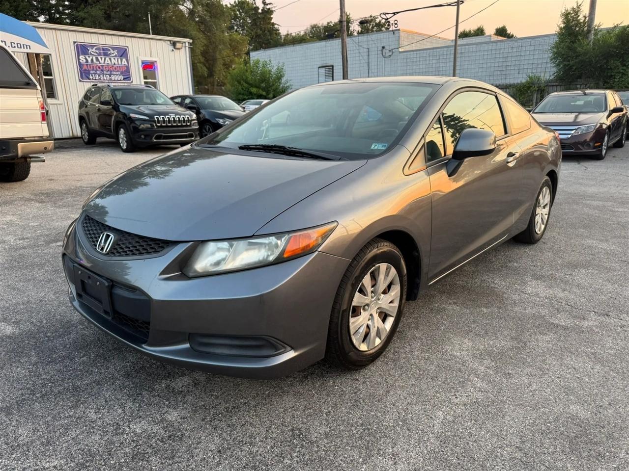 Honda Civic LX Coupe 5-Speed AT 2012