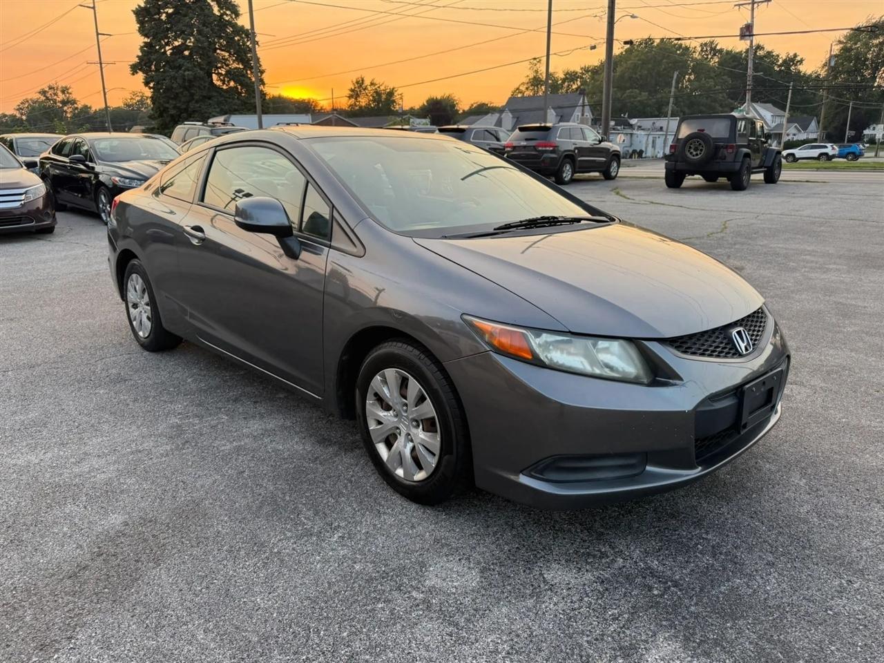 Honda Civic LX Coupe 5-Speed AT 2012