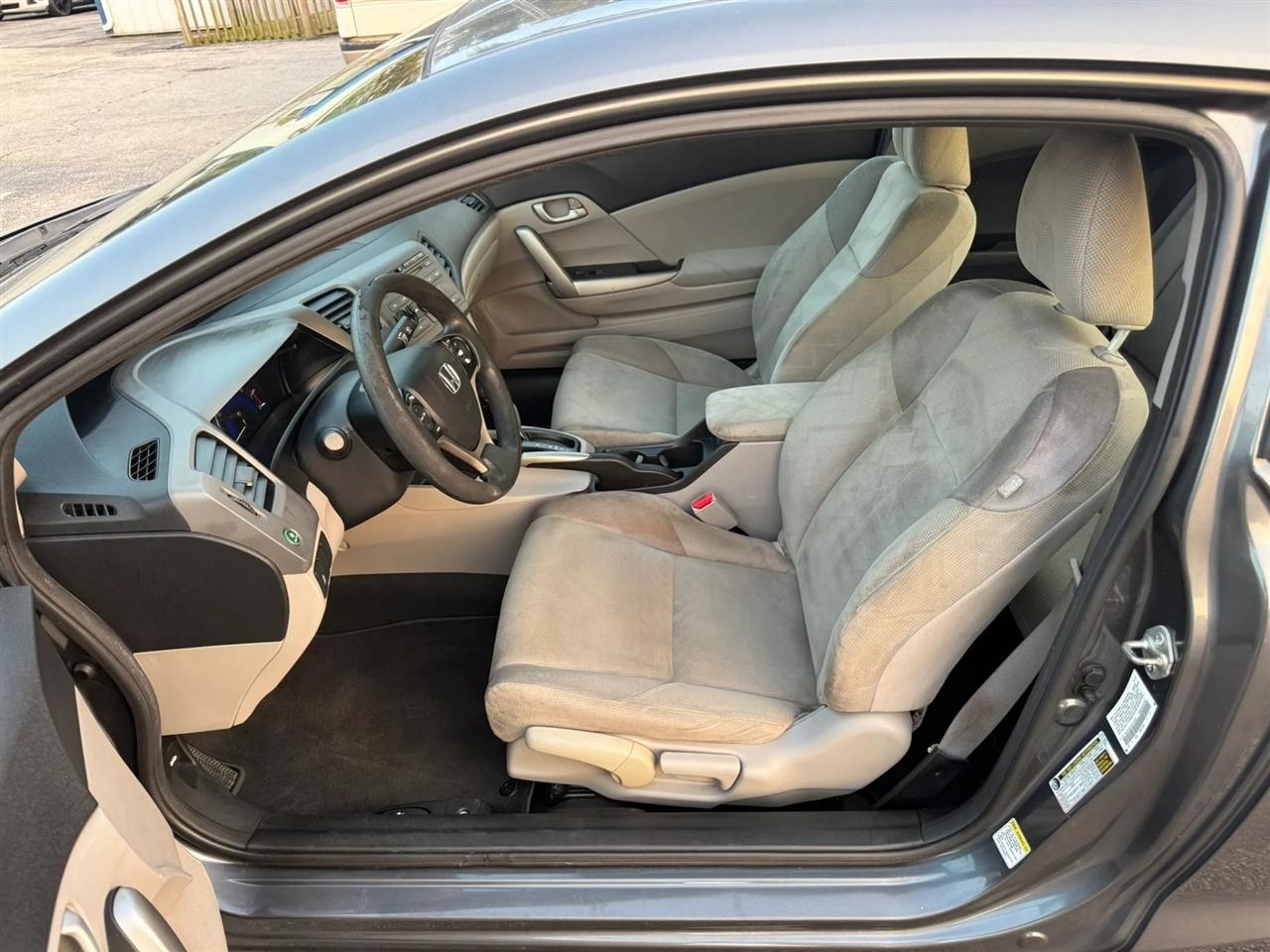 Honda Civic LX Coupe 5-Speed AT 2012