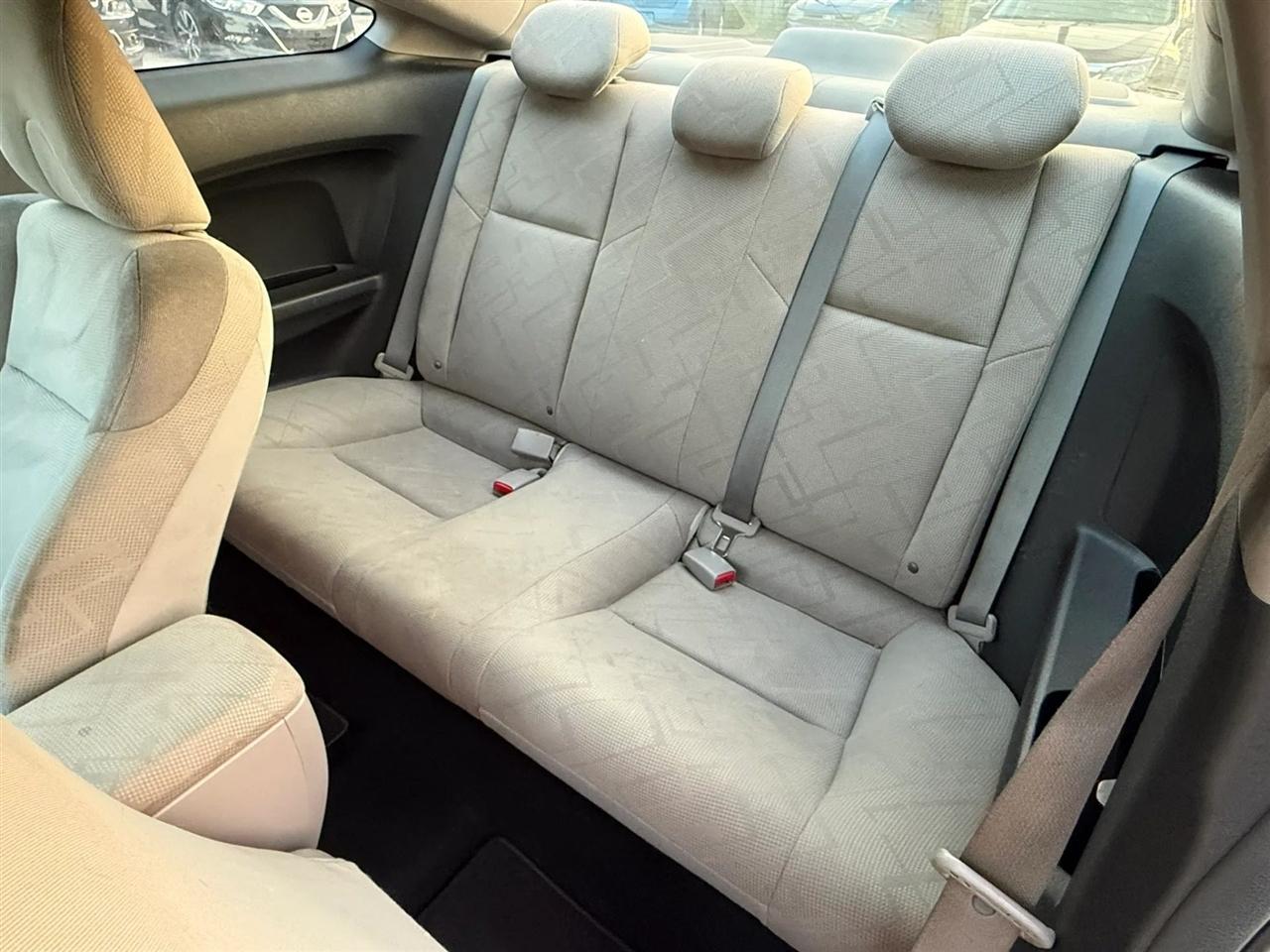 Honda Civic LX Coupe 5-Speed AT 2012