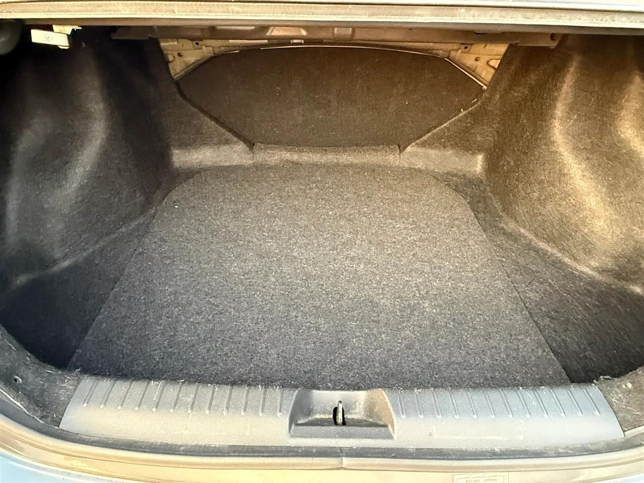 Honda Civic LX Coupe 5-Speed AT 2012