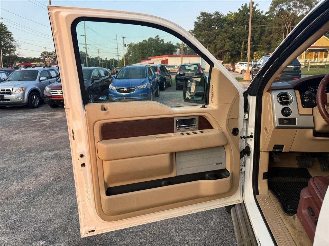 Ford F-150 King Ranch SuperCrew 6.5-ft. Bed 4WD 2013