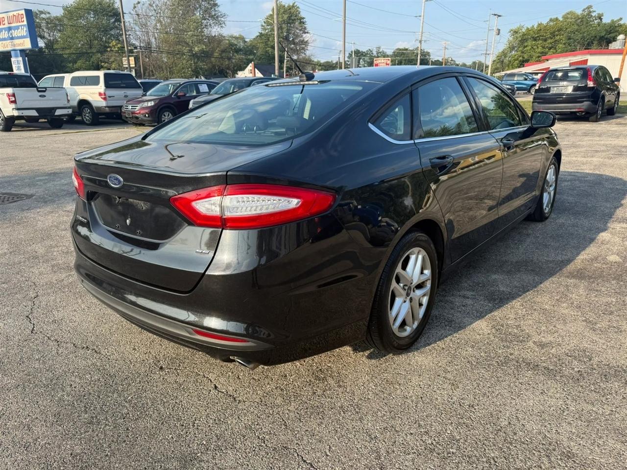 Ford Fusion SE 2015