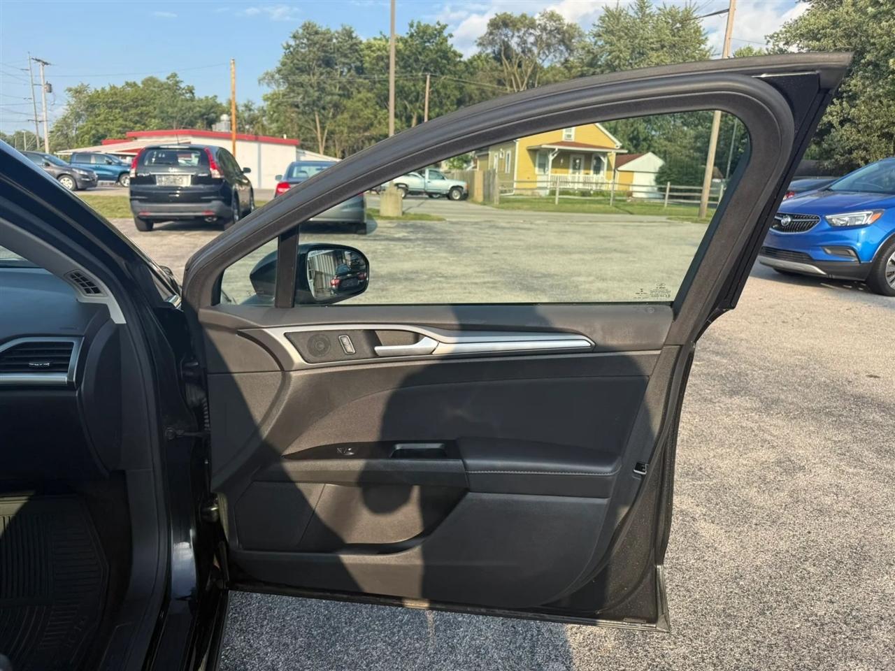 Ford Fusion SE 2015