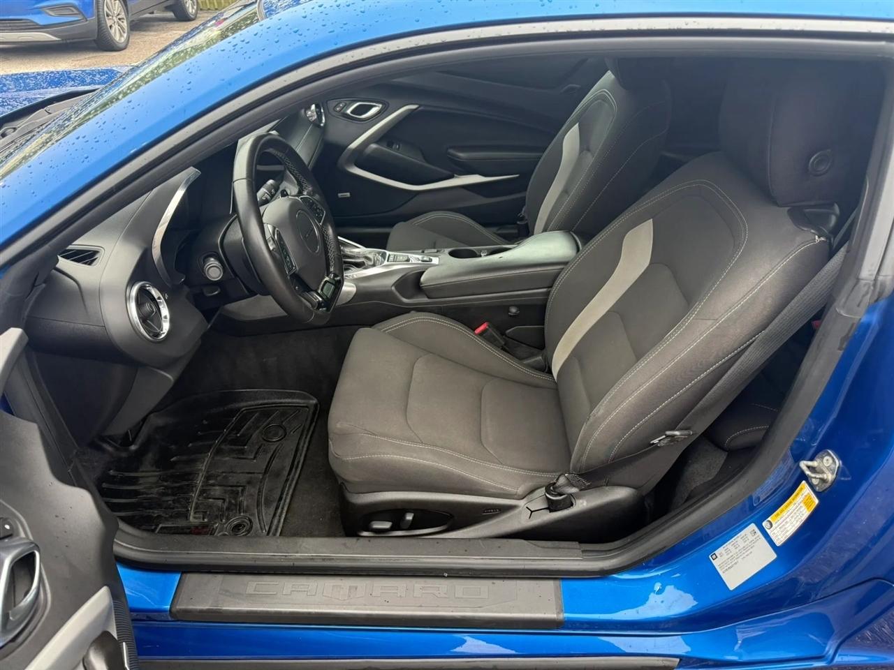 Chevrolet Camaro 1LT Coupe 8A 2018