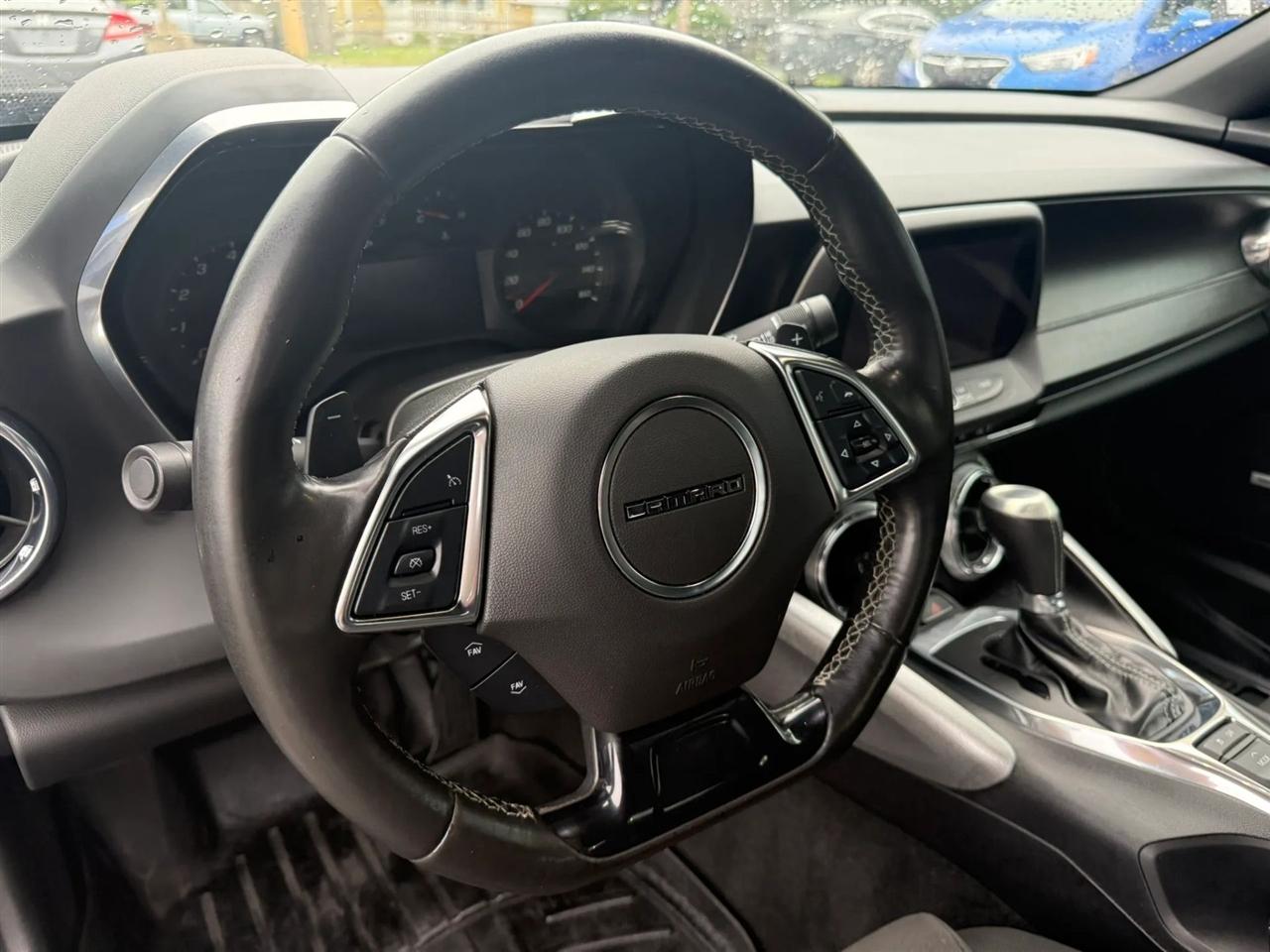 Chevrolet Camaro 1LT Coupe 8A 2018