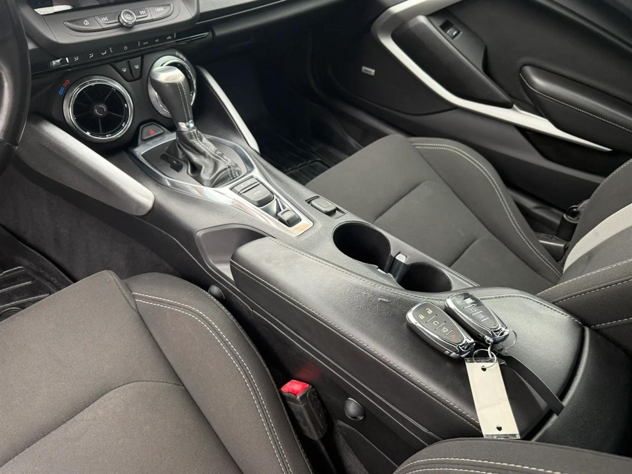 Chevrolet Camaro 1LT Coupe 8A 2018