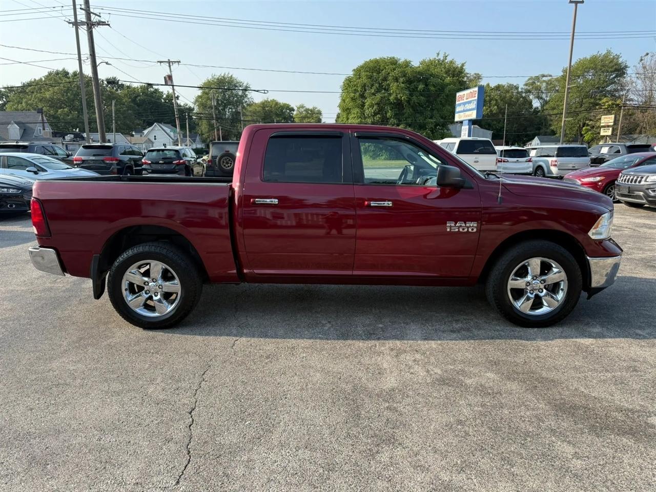 RAM 1500 SLT Crew Cab SWB 4WD 2014