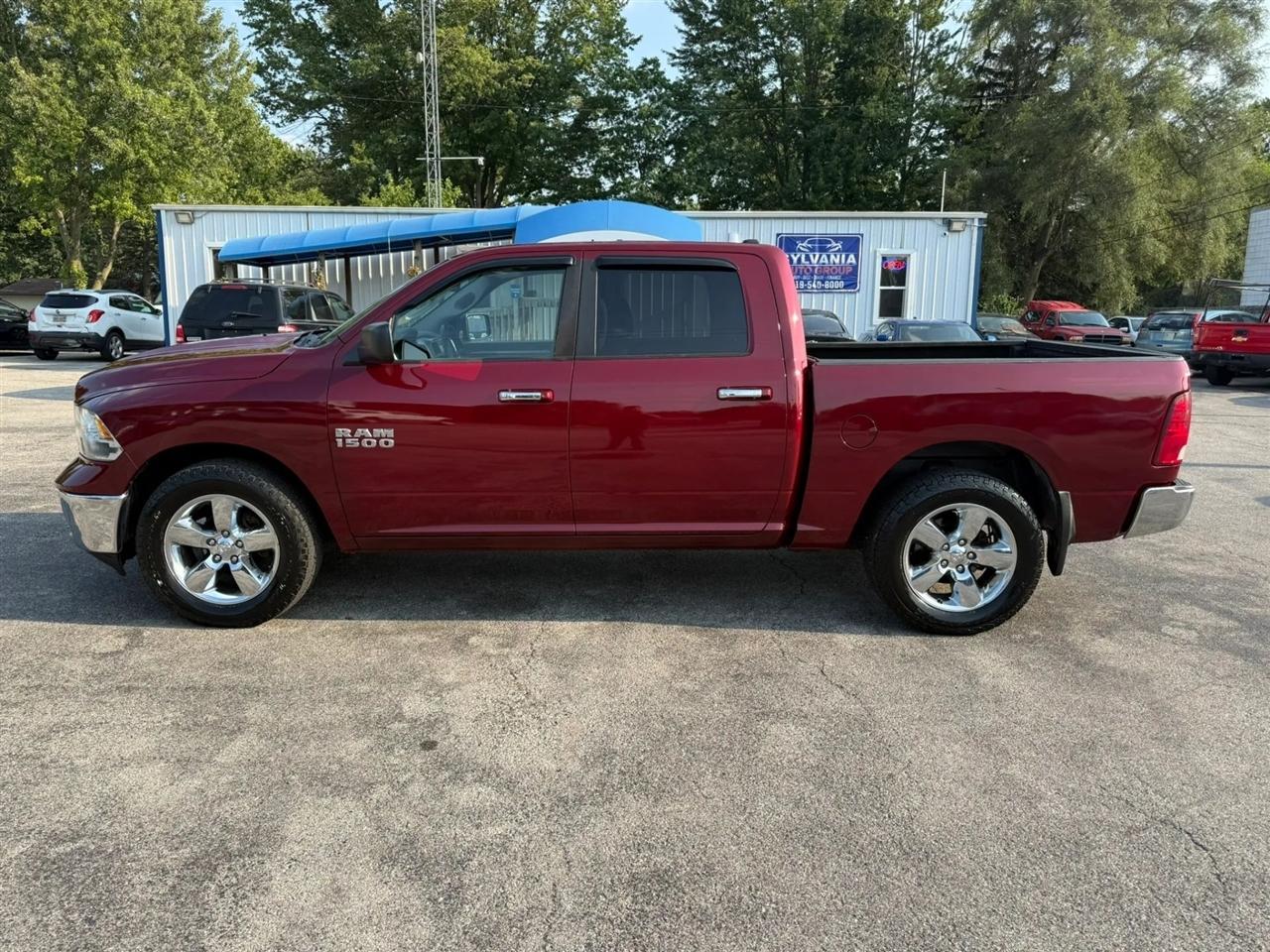RAM 1500 SLT Crew Cab SWB 4WD 2014