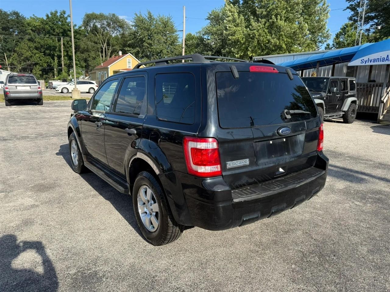 Ford Escape XLT FWD 2010