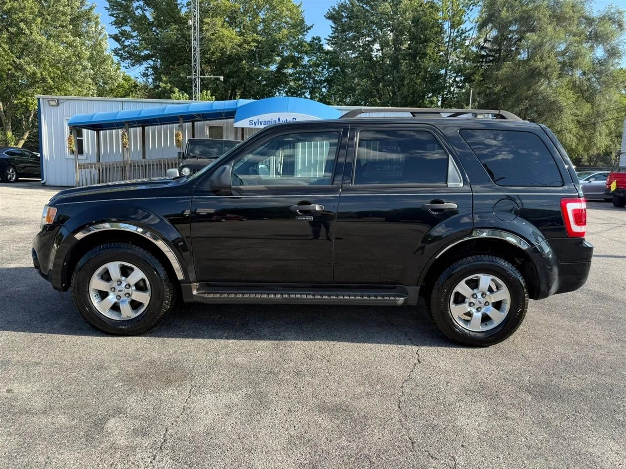 Ford Escape XLT FWD 2010