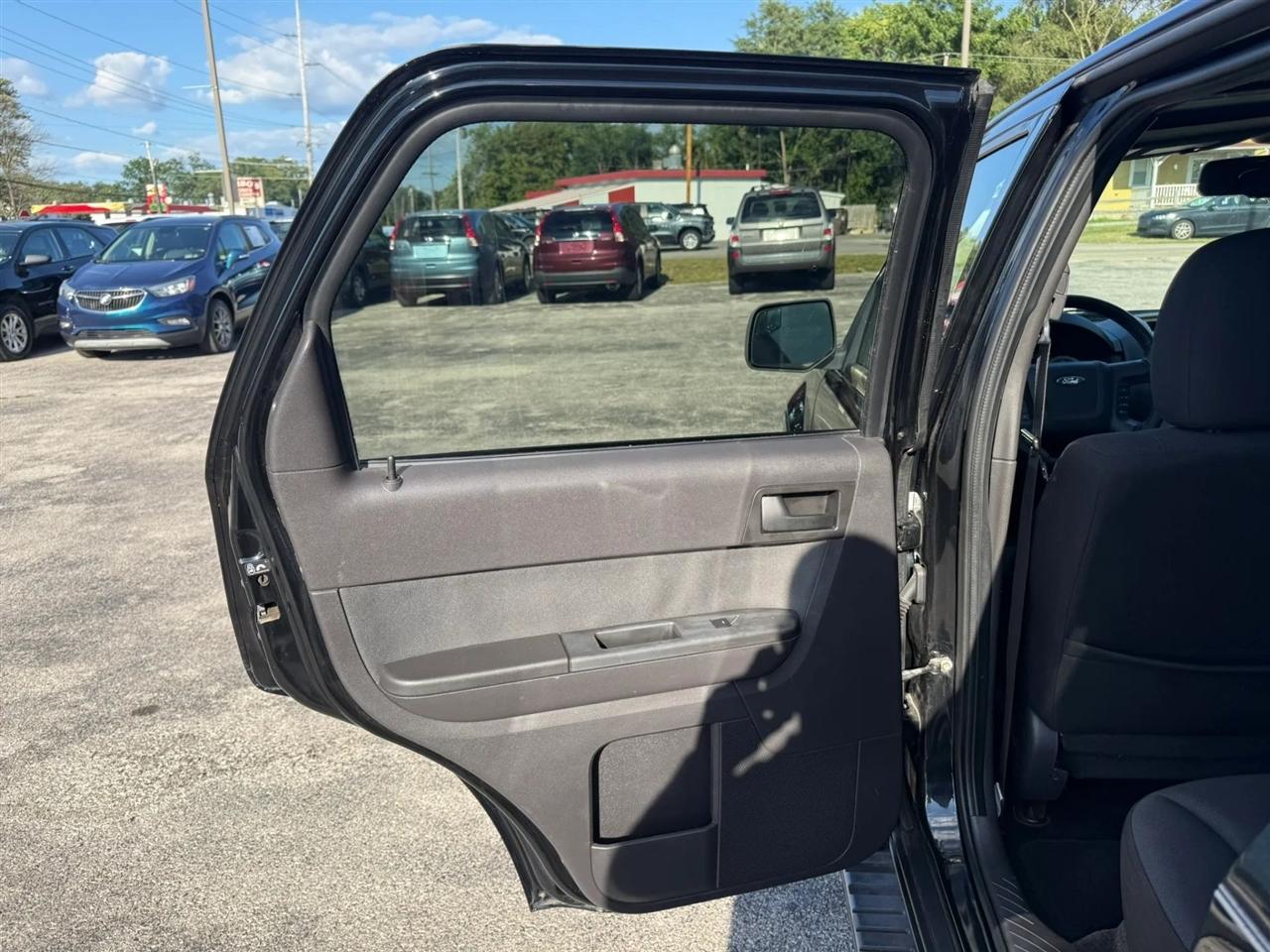 Ford Escape XLT FWD 2010
