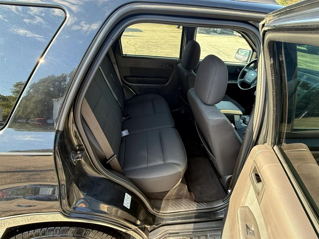 Ford Escape XLT FWD 2010