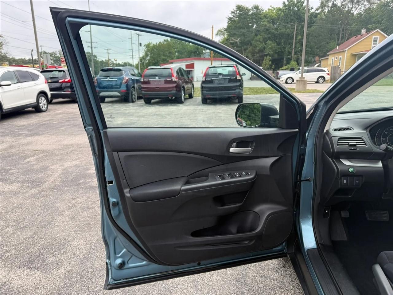 Honda CR-V LX 4WD 5-Speed AT 2014