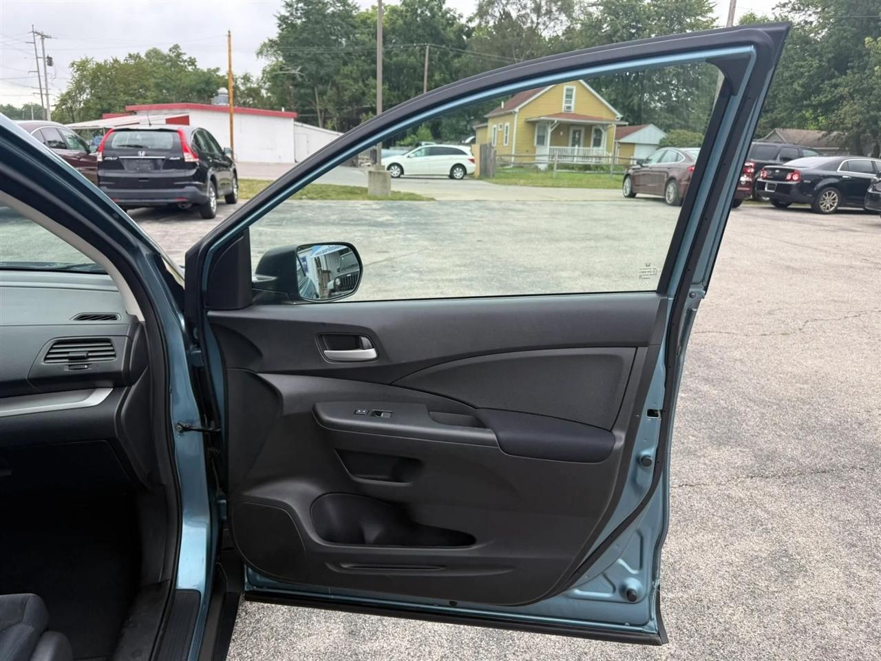 Honda CR-V LX 4WD 5-Speed AT 2014