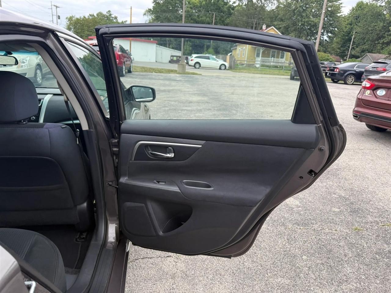 Nissan Altima 2.5 S 2015