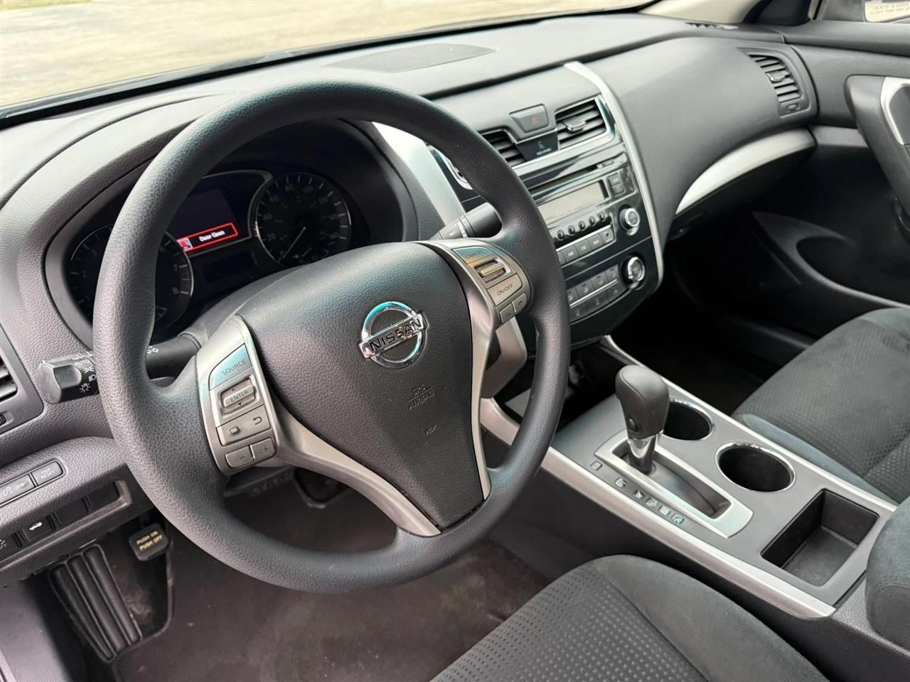 Nissan Altima 2.5 S 2015