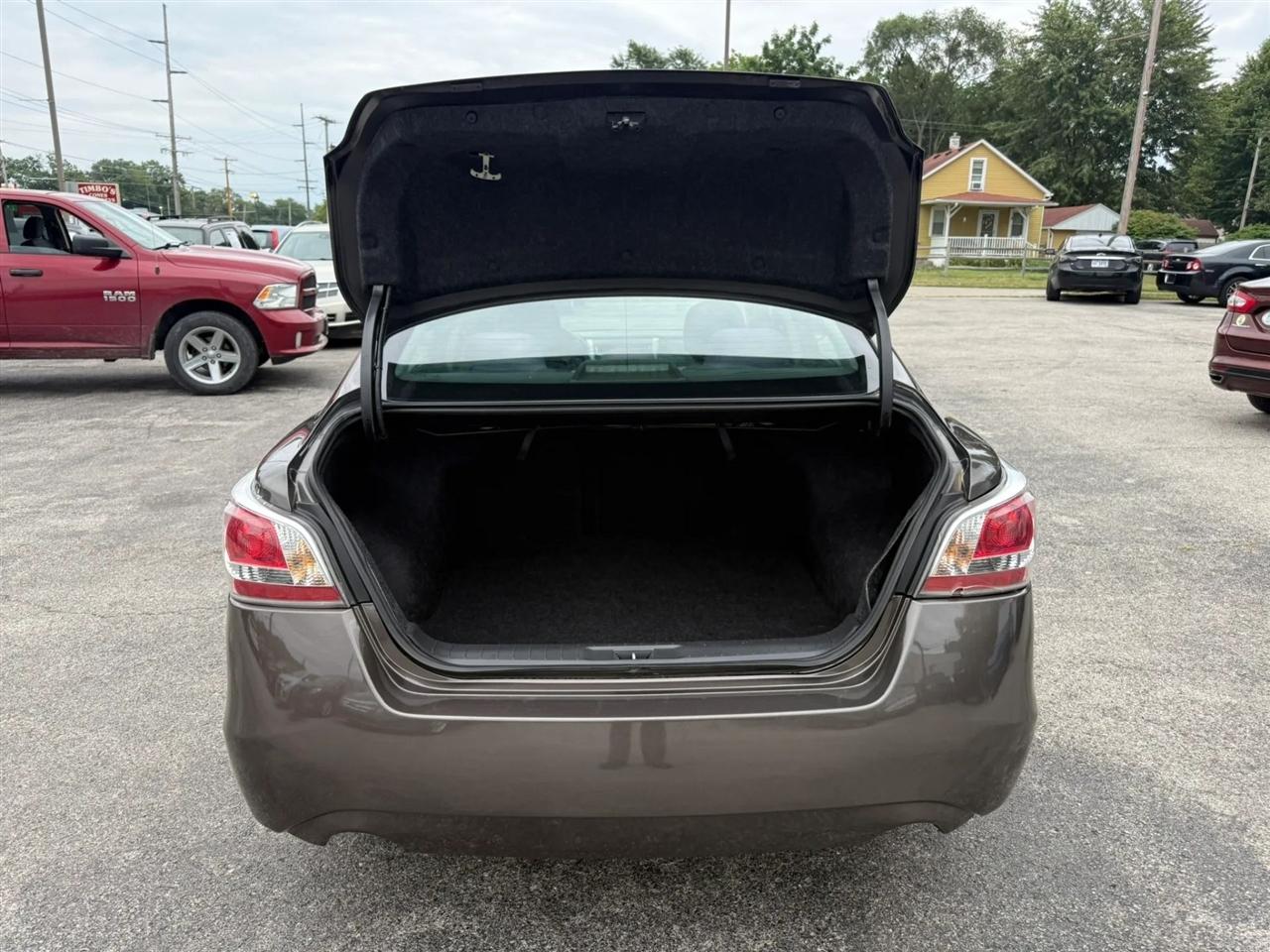 Nissan Altima 2.5 S 2015
