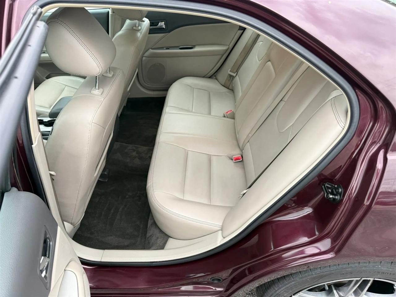 Ford Fusion I4 SEL 2011