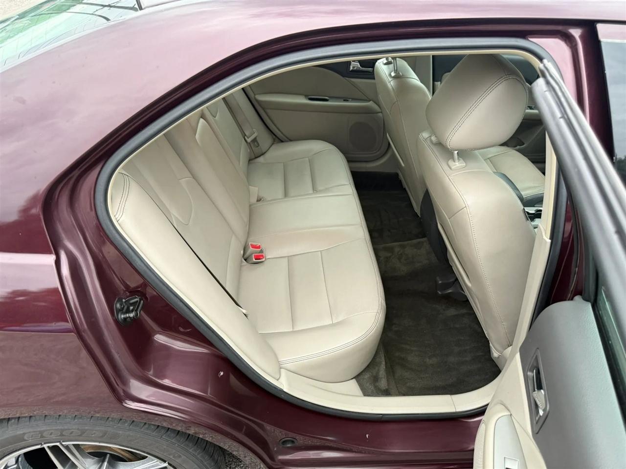 Ford Fusion I4 SEL 2011