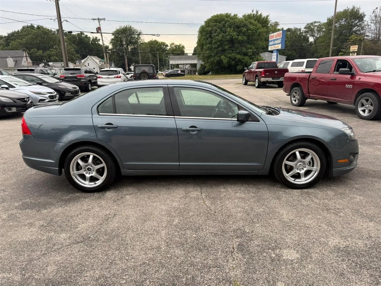 Ford Fusion I4 SE 2011