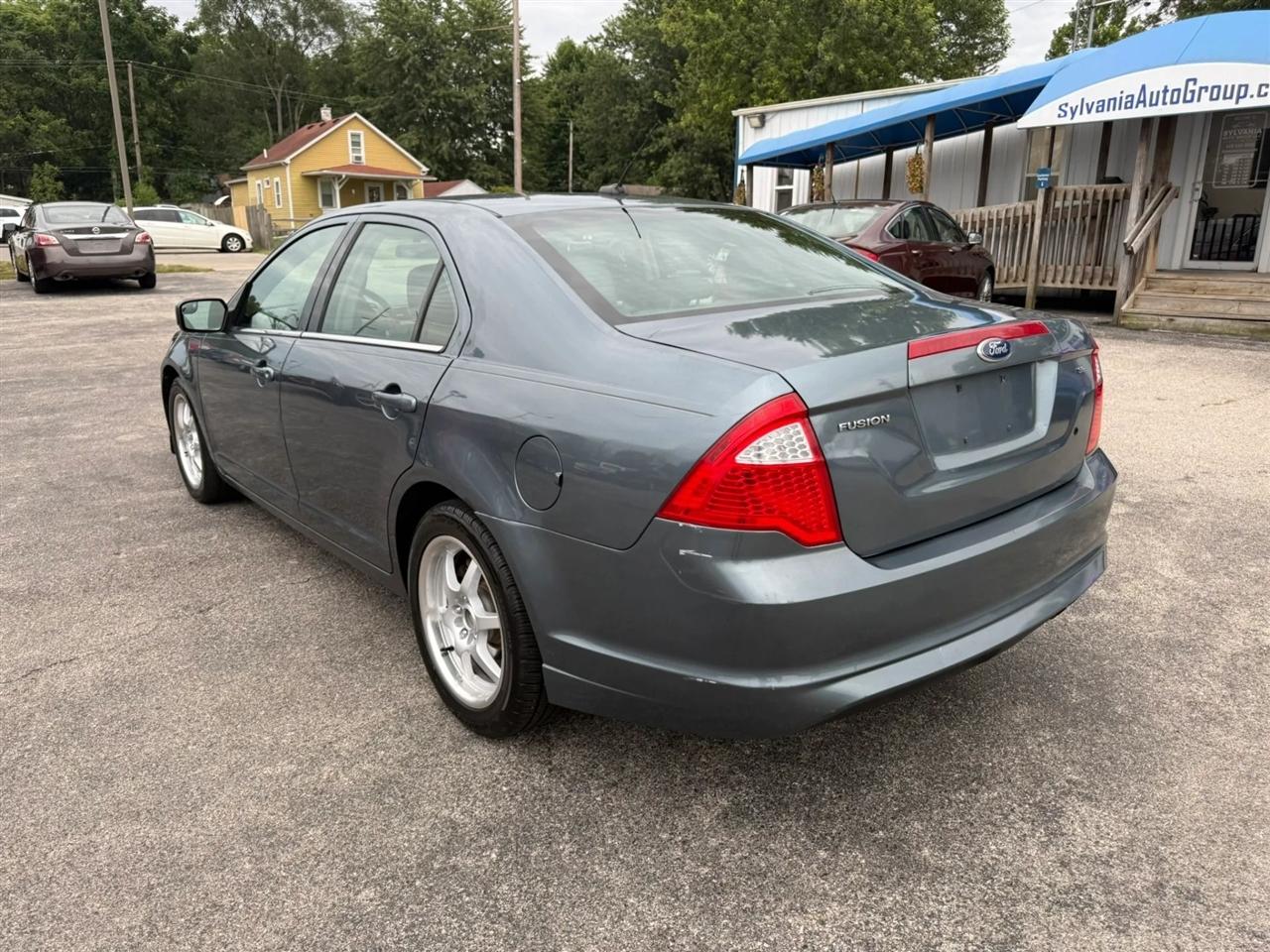 Ford Fusion I4 SE 2011