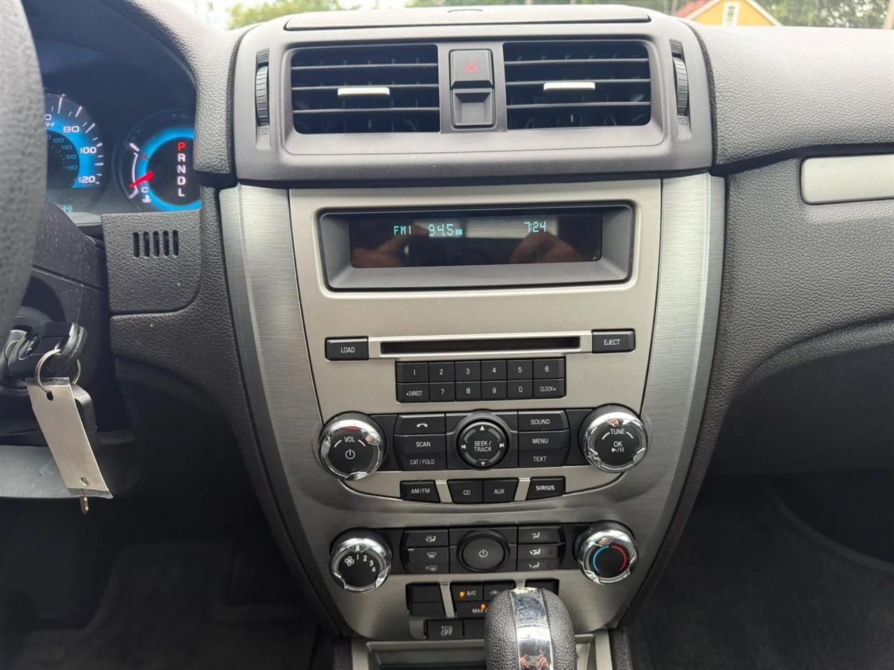 Ford Fusion I4 SE 2011