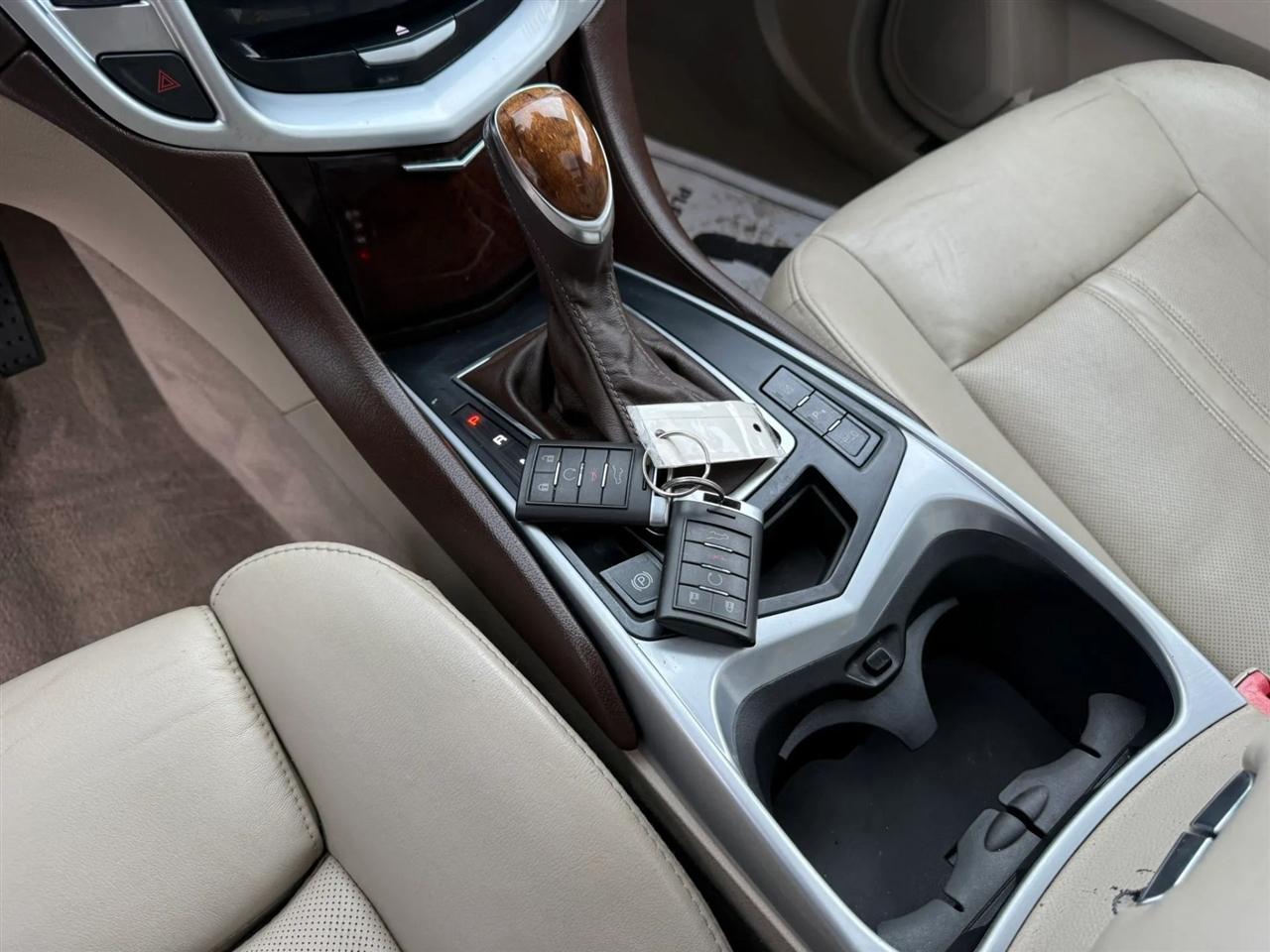 Cadillac SRX Luxury Collection 2013