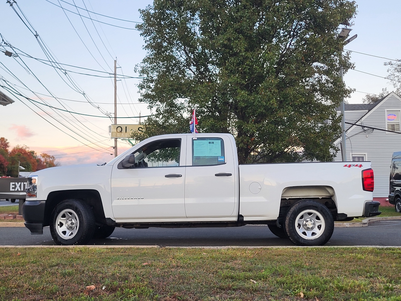 Chevrolet Silverado 1500 Work Truck Double Cab 4WD 2018 Chevrolet Silverado 1500 Work Truck Double Cab 4WD 2018