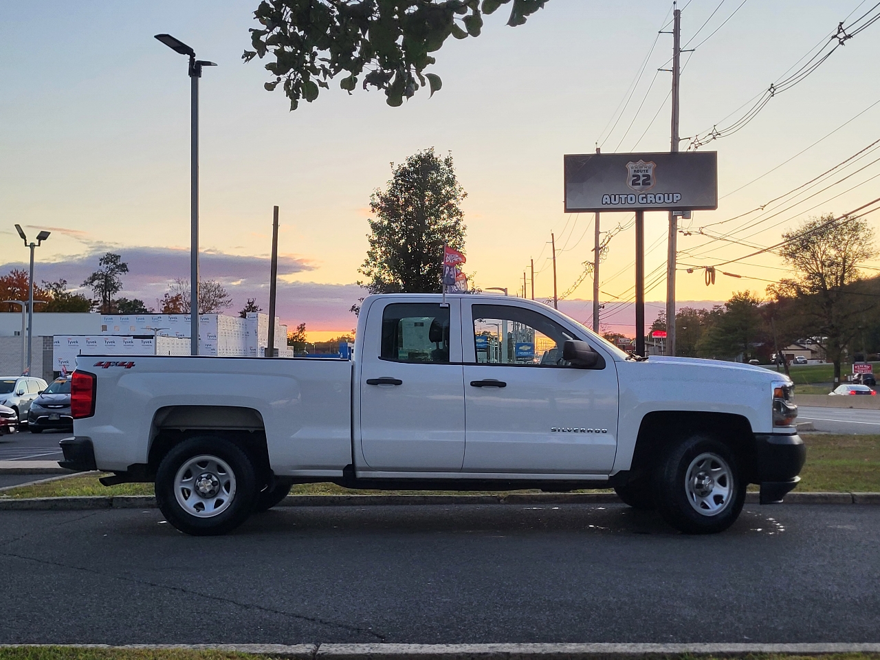 Chevrolet Silverado 1500 Work Truck Double Cab 4WD 2018 Chevrolet Silverado 1500 Work Truck Double Cab 4WD 2018