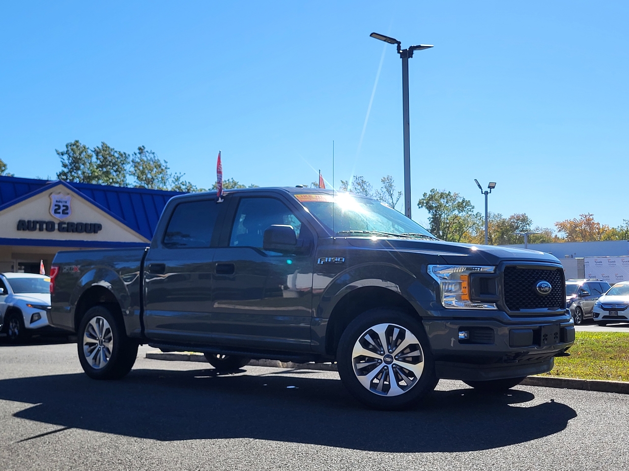 Ford F-150 XLT SuperCrew 5.5-ft. Bed 4WD 2018 Ford F-150 XLT SuperCrew 5.5-ft. Bed 4WD 2018