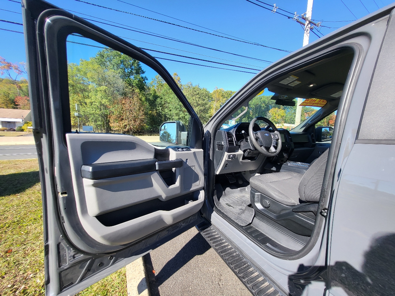 Ford F-150 XLT SuperCrew 5.5-ft. Bed 4WD 2018 Ford F-150 XLT SuperCrew 5.5-ft. Bed 4WD 2018