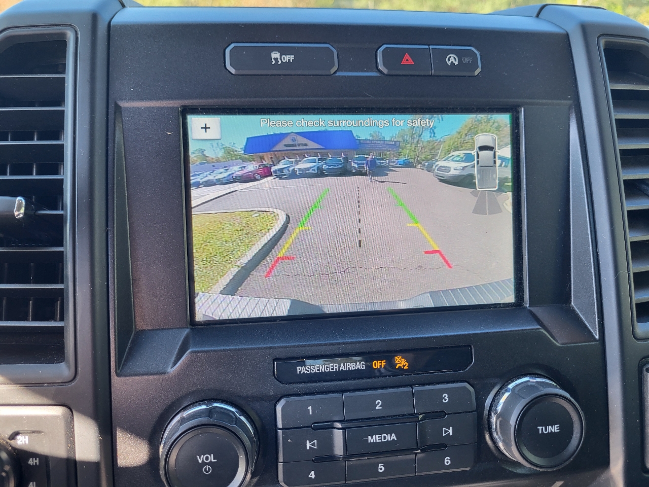 Ford F-150 XLT SuperCrew 5.5-ft. Bed 4WD 2018 Ford F-150 XLT SuperCrew 5.5-ft. Bed 4WD 2018