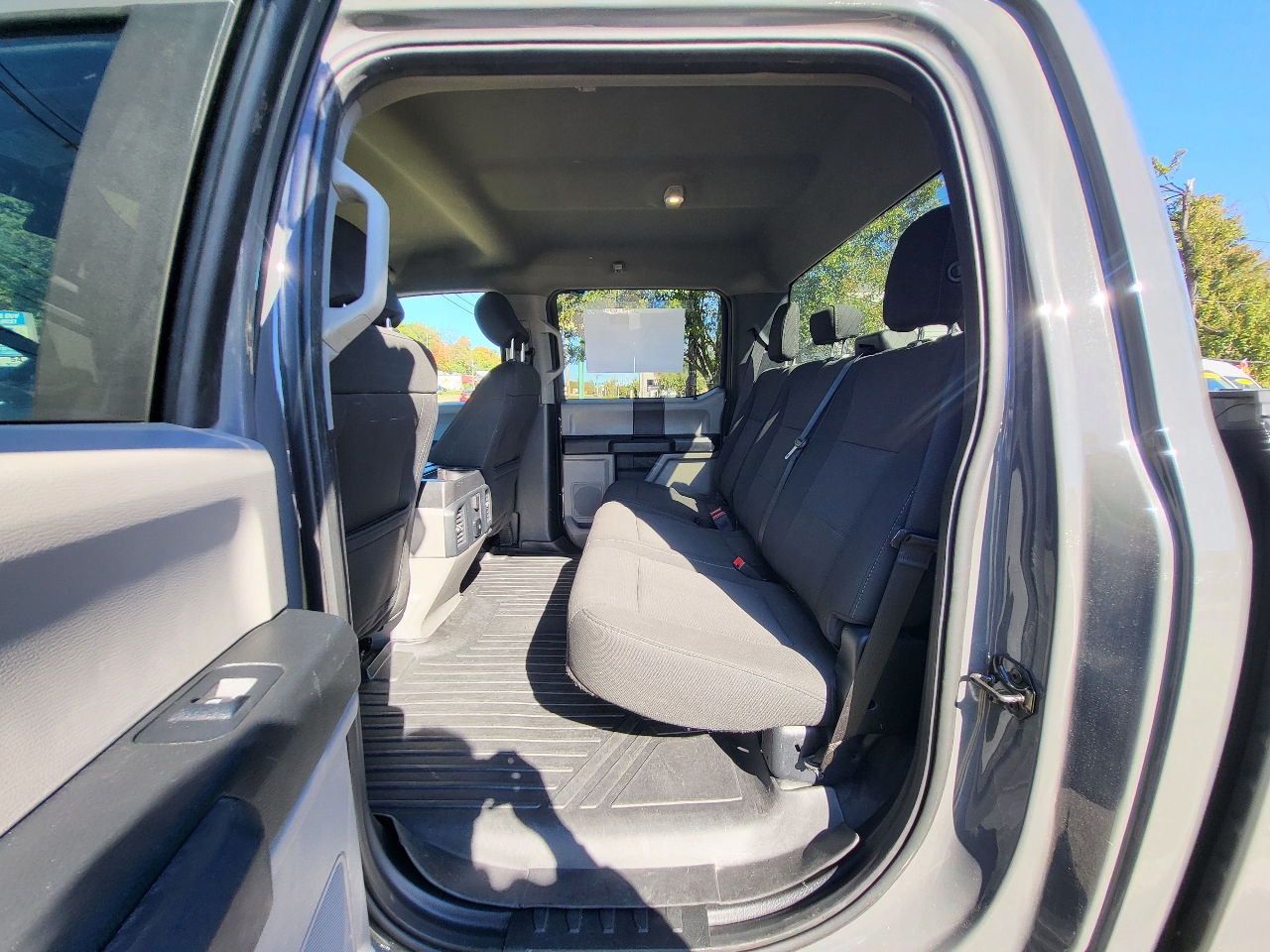 Ford F-150 XLT SuperCrew 5.5-ft. Bed 4WD 2018 Ford F-150 XLT SuperCrew 5.5-ft. Bed 4WD 2018